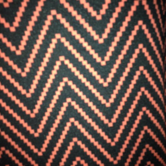 Free Kisses Red/Black Striped Tank w/Bow Detail - Picture 3 of 13